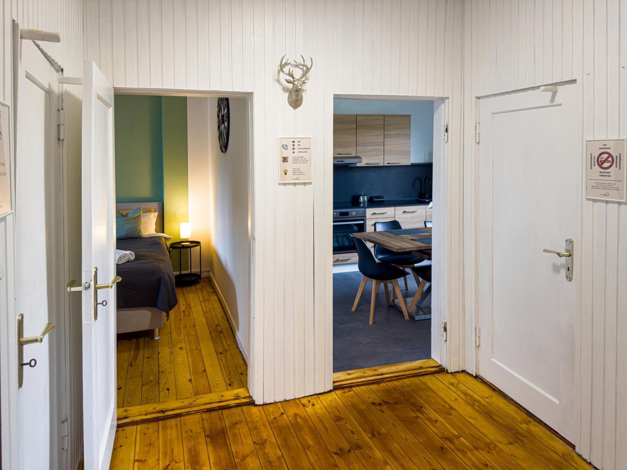 Immostay #8 - Haus Fuer 13 Personen Mit 7 Zimmer - Grosser Garten & Grill, Free Parking, Wlan Bremen Bagian luar foto