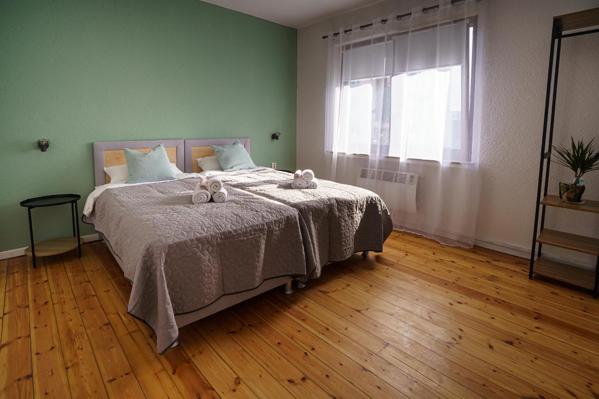 Immostay #8 - Haus Fuer 13 Personen Mit 7 Zimmer - Grosser Garten & Grill, Free Parking, Wlan Bremen Bagian luar foto